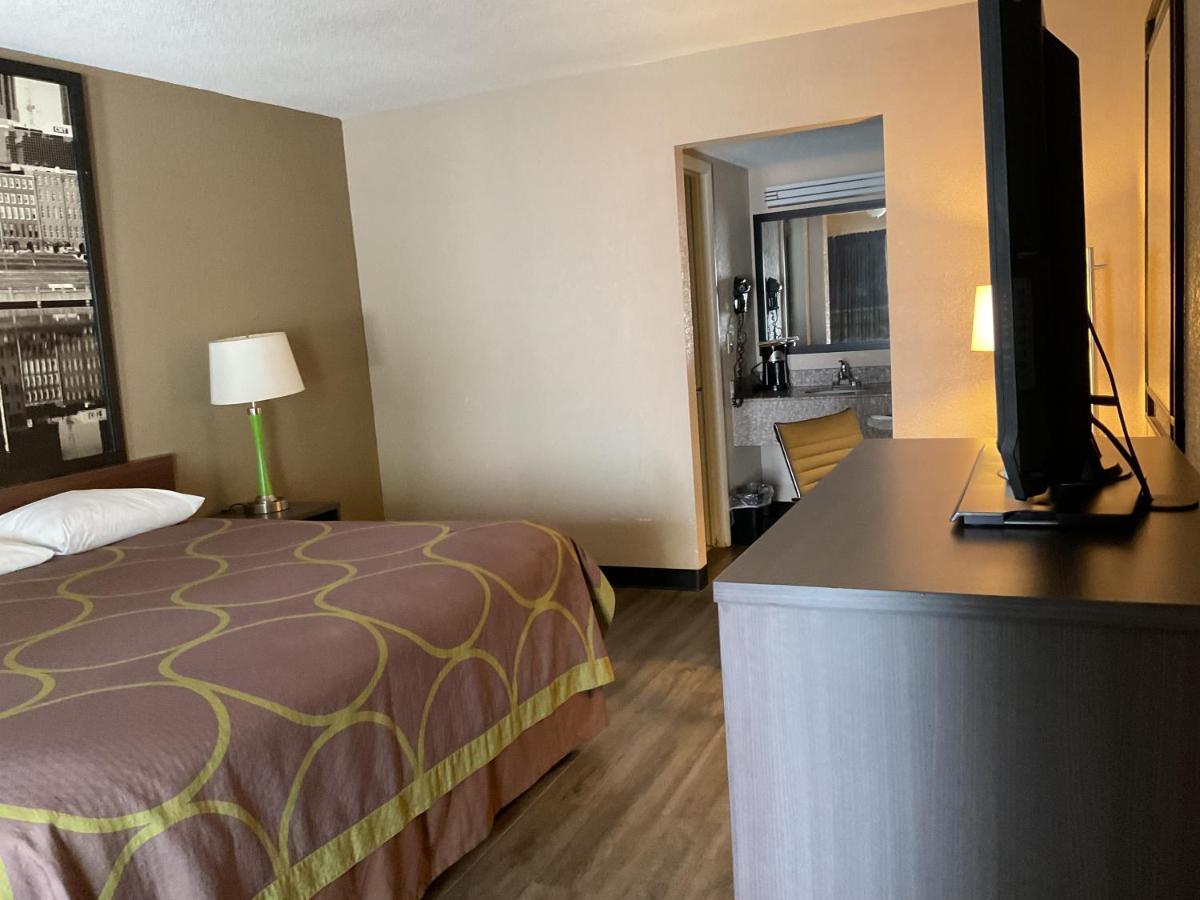 Super 8 By Wyndham Chattanooga/east Ridge 2* East Ridge